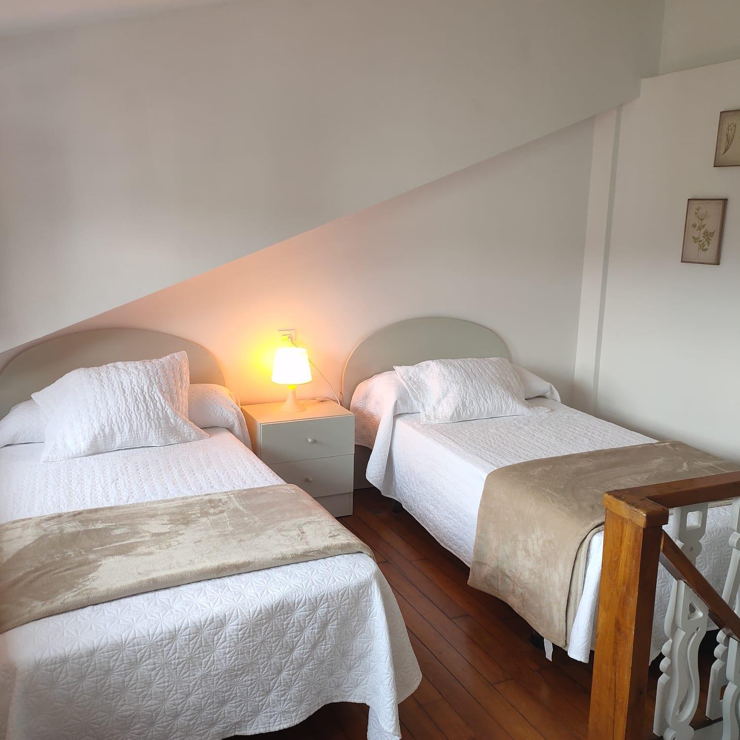 La Casina Del Carril Villa Colunga Luaran gambar